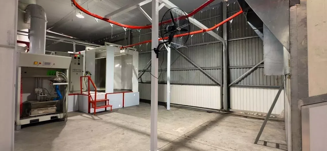 AUTOMATIC POWDER COATING